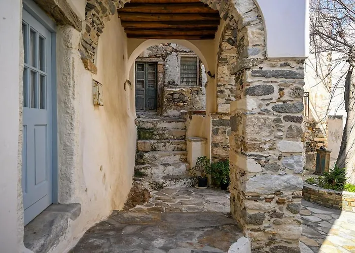 Jolandas Castle House *