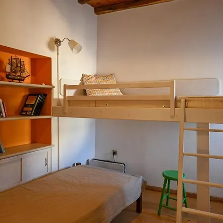 Jolandas Castle House Апартаменты