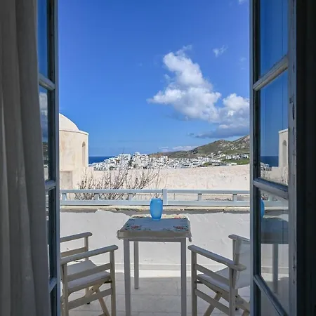 Jolandas Castle House * Naxos City