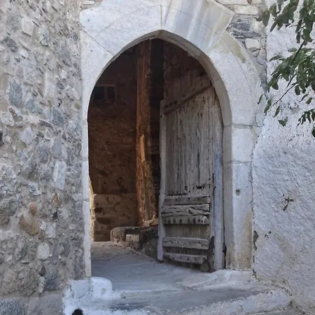 Jolandas Castle House Апартаменты